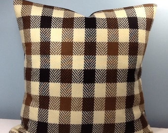 Buffalo check pillow. Brown Tweed throw pillow cover. Herringbone plaid. Cabin pillow. Lodge pillow. Rustic Winter pillow. Masculine pillow.