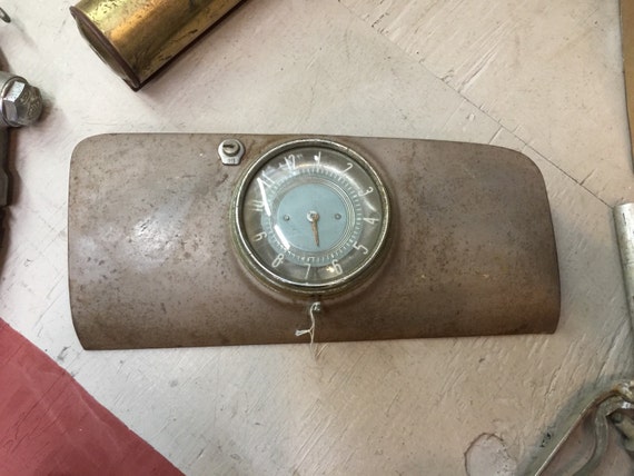 1940 Ford glove box clock #8