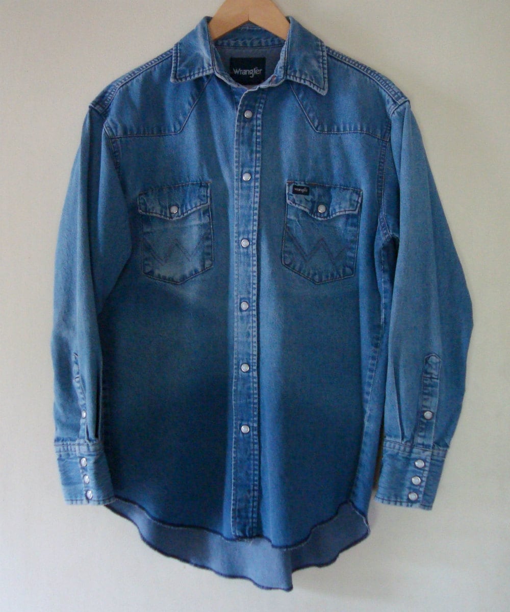 Vintage Blue Denim Pearl Snap Western Shirt Distressed Faded