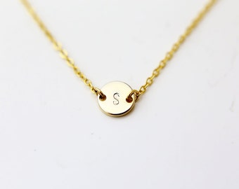 Monogram Initial Necklace / Personalized Initial Coin Disc Necklace / Simple Gold necklace