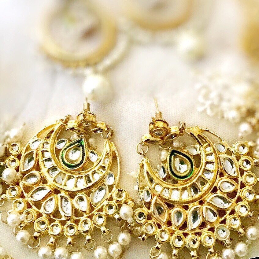 chand baliyan earrings meaning