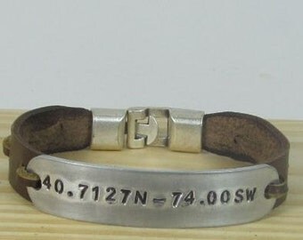 EXPRESS SHIPPING.Mens Personalized Leather Bracelet.Custom Mens Leather Bracelet.Mens Bracelet.Leather Bracelets.Boyfriend Gift