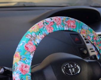Floral steering wheel cover