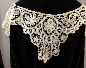 Antique Lace Collar American Battenberg handmade Victorian era