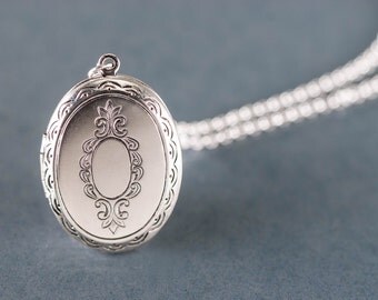 Silver Oval Locket with Long Chain Necklace, Vintage Floral Pendant, Simple Silver Locket Classic Pendant