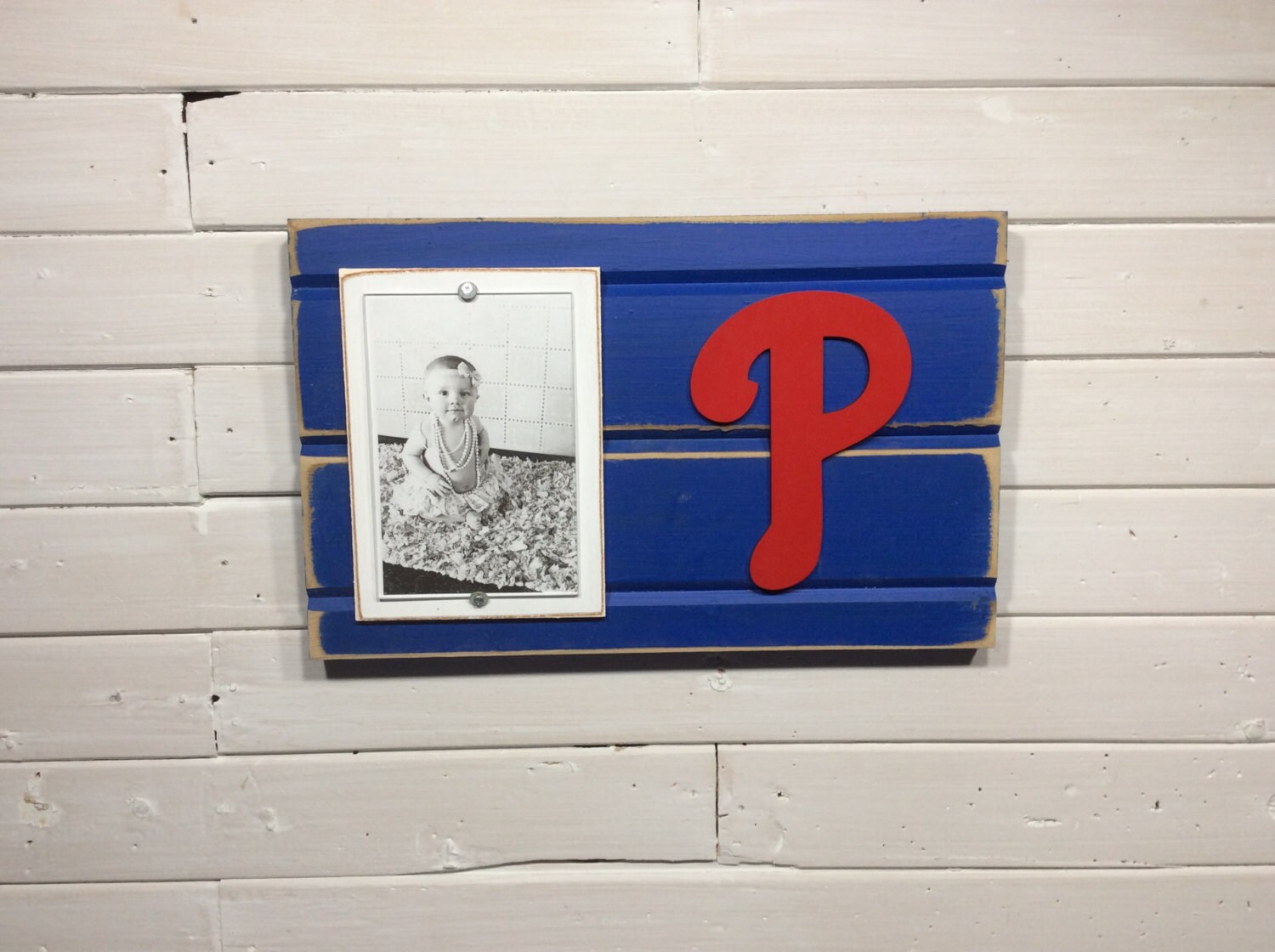 Philadelphia Phillies picture frame holds 4x6