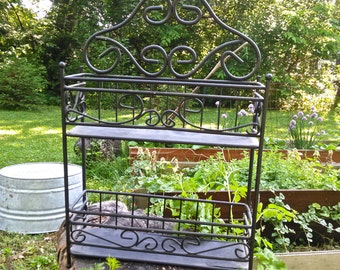 Vintage Black Metal Scroll Wallhanging Shelf//Metal Spice Rack//Home and Garden Display//2 Tier Wall Mount Shelf//Bathroom Shelf//Art Studio