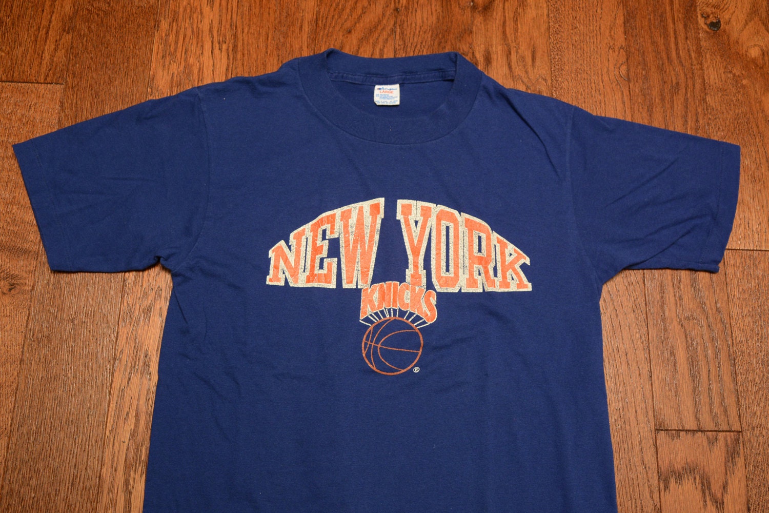 vintage 80s Knicks t-shirt New York Knicks tee shirt 1980 NBA