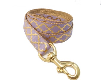 Dog Leash in Fancy Quatrefoil Print