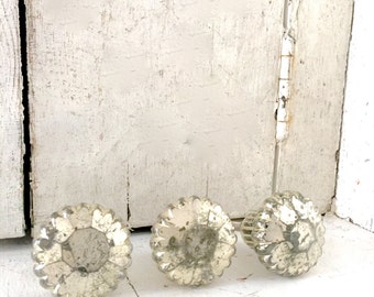 Vintage Style Knobs, Silver, Antique Style, Silver Knobs, Drawer Knobs, Glass Knobs, Dresser Knobs, Unique Cabinet Knobs, Decorative Knobs
