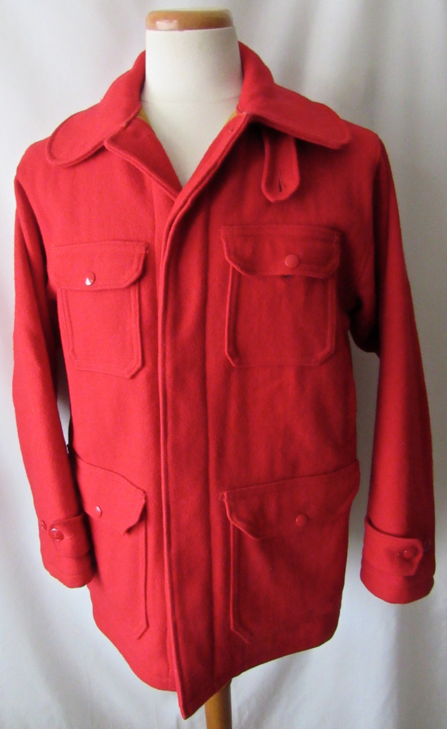 On SALE Vintage WOOLRICH heavy wool Hunting Coat 40 / M