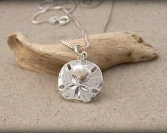 BEACH JEWELRY, Sterling Silver Sand Dollar Necklace with Pearl, Wedding Gift, Engagement Gift, Beach Wedding Bride Gift, Sand Dollar Jewelry