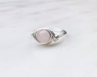 Rose Quartz Gemstone Ring, Wire wrapped ring, Rose quartz ring, Crystal ring, Pink stone ring, Quartz wire ring, Gemstone ring, Pink ring