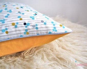 Cover Scandinavian mustard BIO pillow and graphic peas