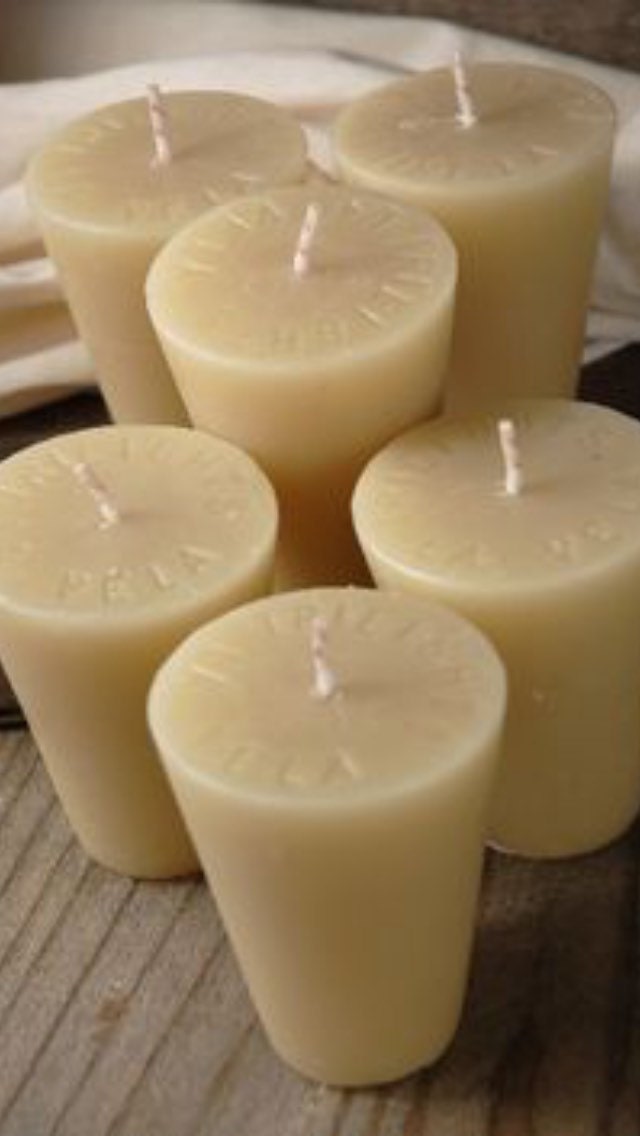 Unsented Sugar Mold Candle