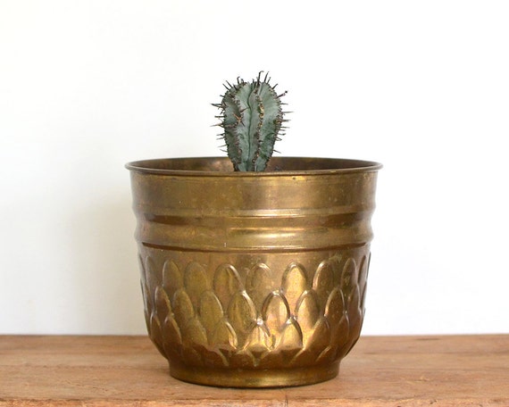 Brass planter vintage scalloped gold metal pot plant