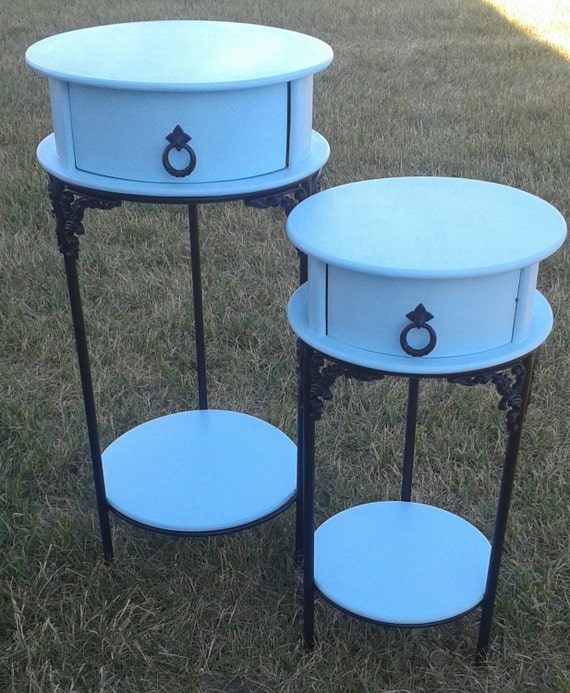 Items similar to Nesting Tables on Etsy