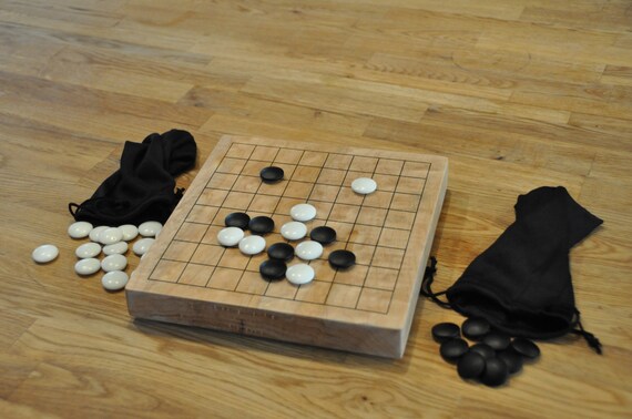 9x9-maple-go-board-with-stones