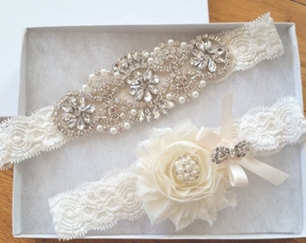Wedding garter, Bridal Garter Set - Crystal Pearl Ivory Flower Wedding Garter Set