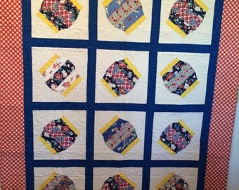 Chinese Lanterns 'Antique' Twin/ Throw or Wallhanging Quilt