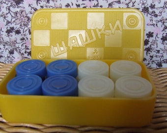 Vintage checkers game. Soviet checkers game. Plastic checkers game full set.