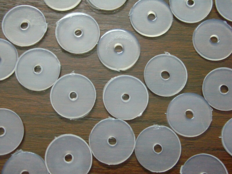 50 pcs Round CLEAR EARRING Stabilizing Comfort Discs Ear Lobe