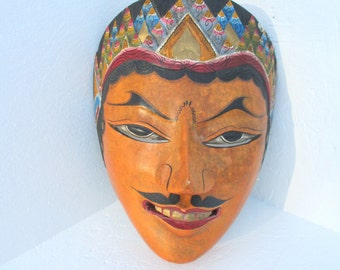 Vintage Indonesian Javanese Dalem Carved Wood Face Mask Hand Painted Wall Hanging