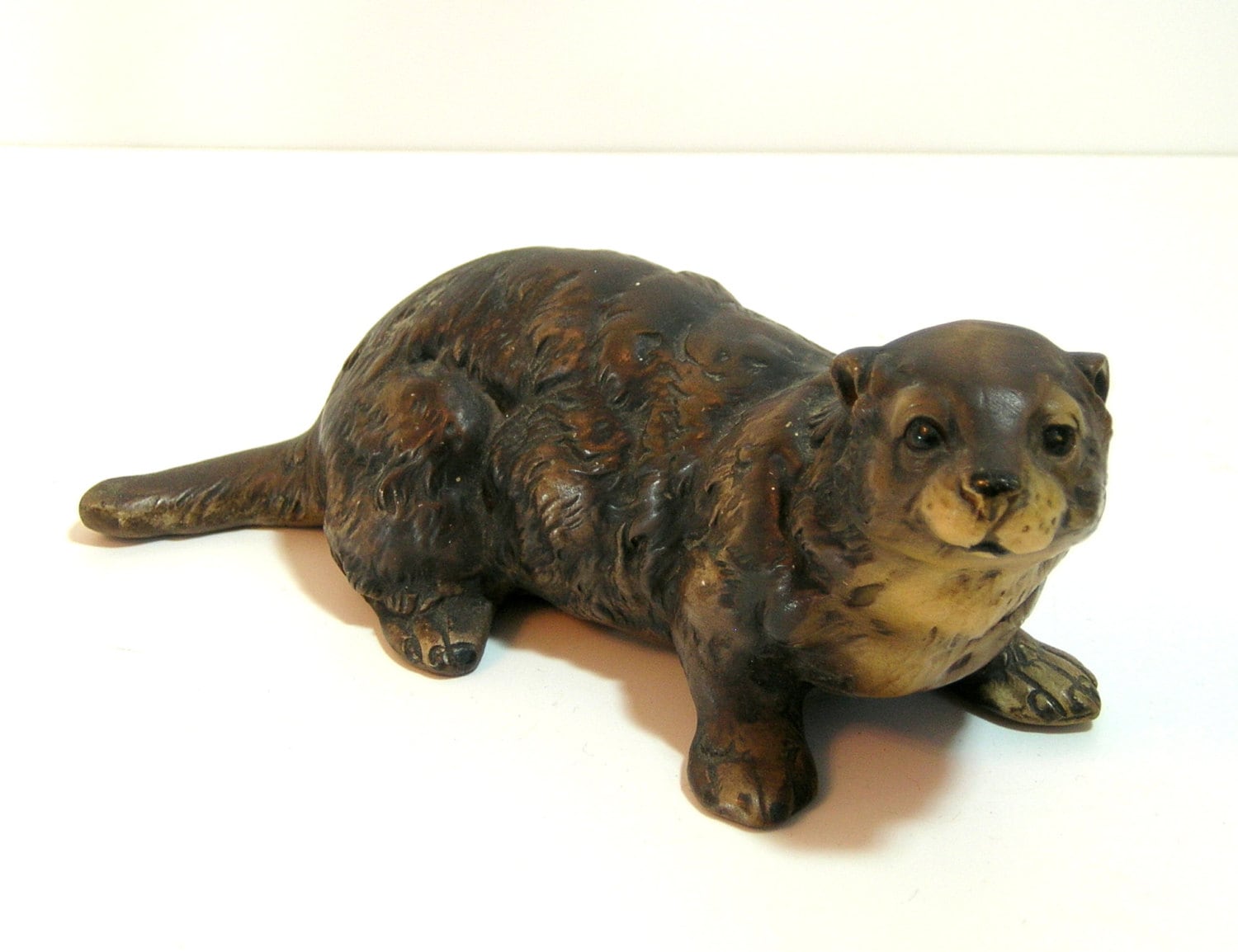 porcelain otter