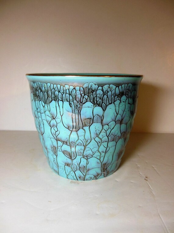  Turquoise  Flower  Pot  made in Holland Gold Trim Roots