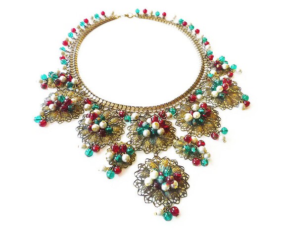 Unsigned Miriam Haskell Necklace Gold Filigree Mesh Red