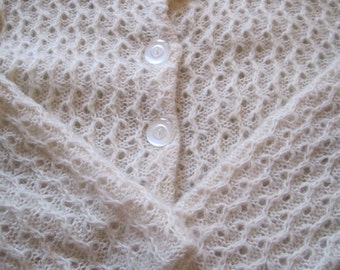 VINTAGE MOHAIR SWEATER Americana made at Knitting Mills of Miami 60s in off white