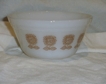 Vintage Federal Sunflower Bowl