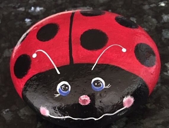 Hand paint Ladybug pet rock paperweight garden home decor