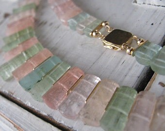 Morganite Statement Necklace Heliodor Necklace Collar Necklace 14K Graduated Beryl Necklace Bib Necklace Unique Precious Gemstone Neckpiece