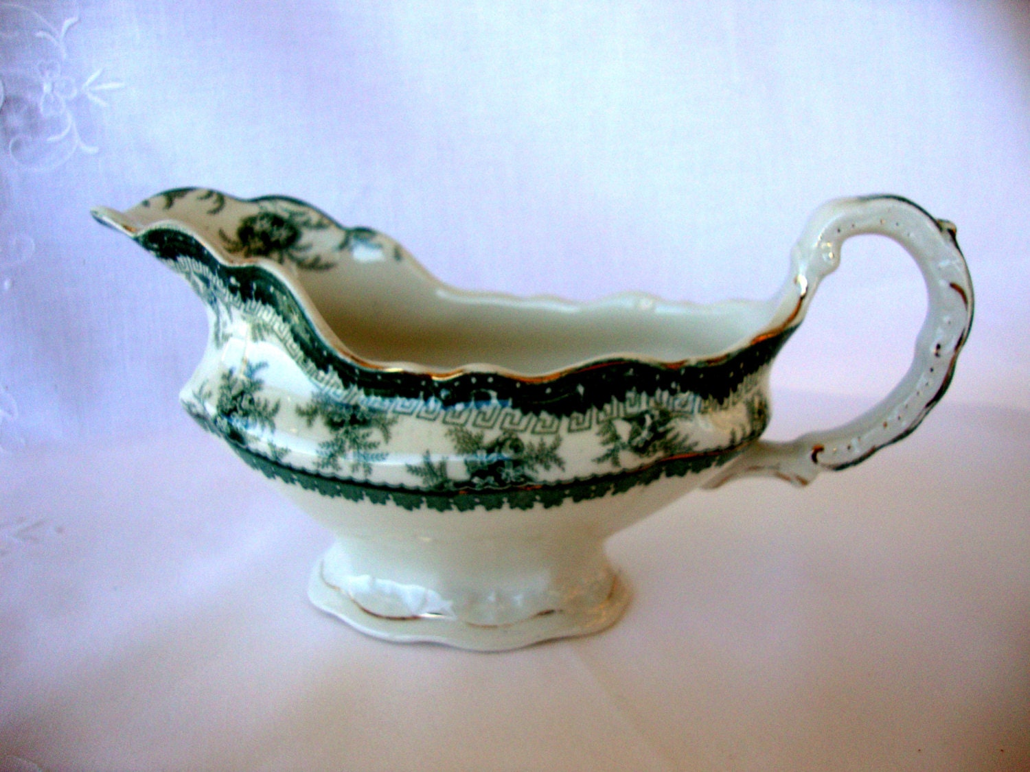 John Maddock and Sons gravy boat 1950s Royal Vitreous Hamilton