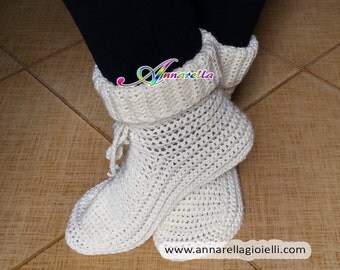 Scarpe da notte uncinetto, calze da notte, crochet, christmas, natale, lana, acrilico, socks, color, red, white.