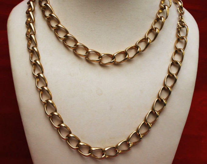 Crown Trifari - gold chain necklace - Golpd Plated - 36 inches - Mid Century