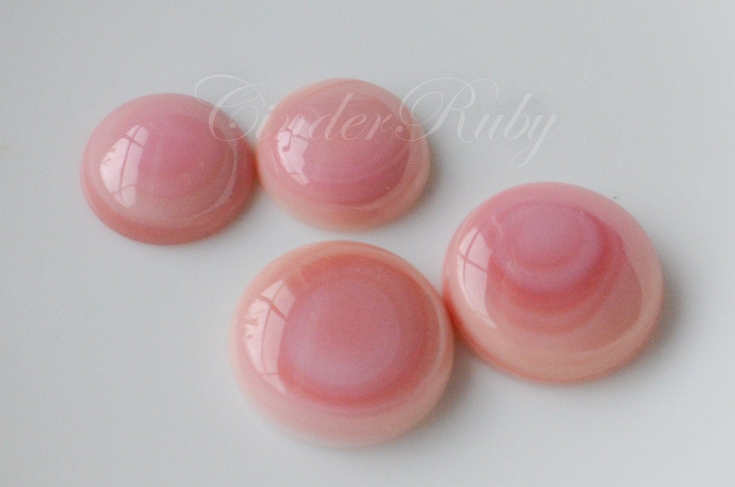 Pink Queen Conch Round Cabochon for Stud Earrings and ring