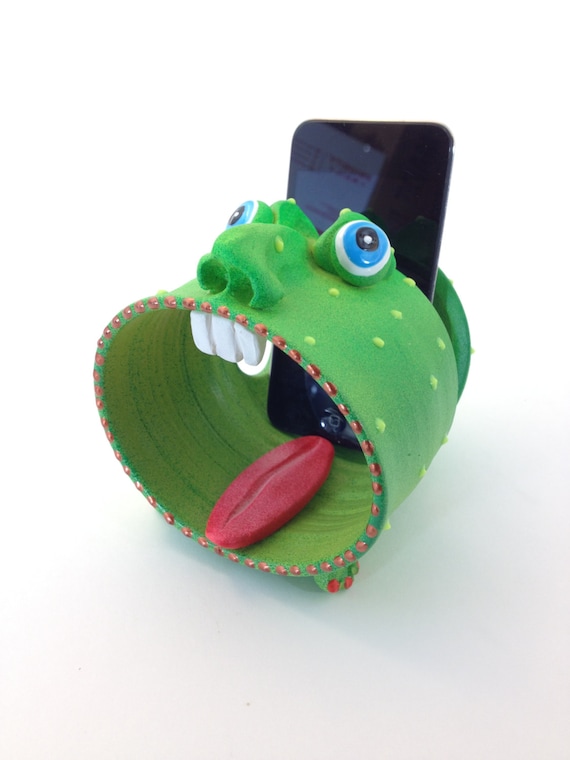 Phone Card Holder >> Cell Phone Speaker HolderCell Phone Desk Stand ipod holder Phone Card Holder >> Cell Phone Speaker HolderCell Phone Desk Stand ipod holder
