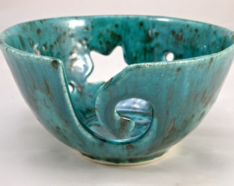 Large Pottery Yarn Bowl Knitting Bowl Crochet Bowl Lead free Glaze
