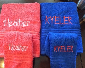 Monogrammed bath towel- personalized towels- you can put a name or initials