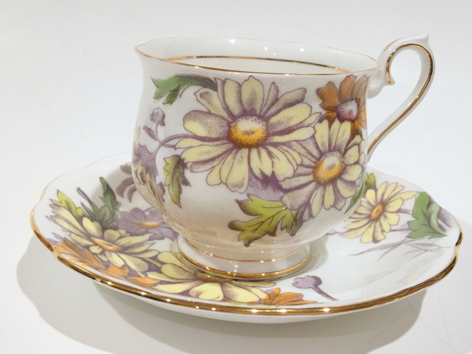 Daisy Royal Albert Tea Cup and Saucer, Flower of the Month Tea Cup ...