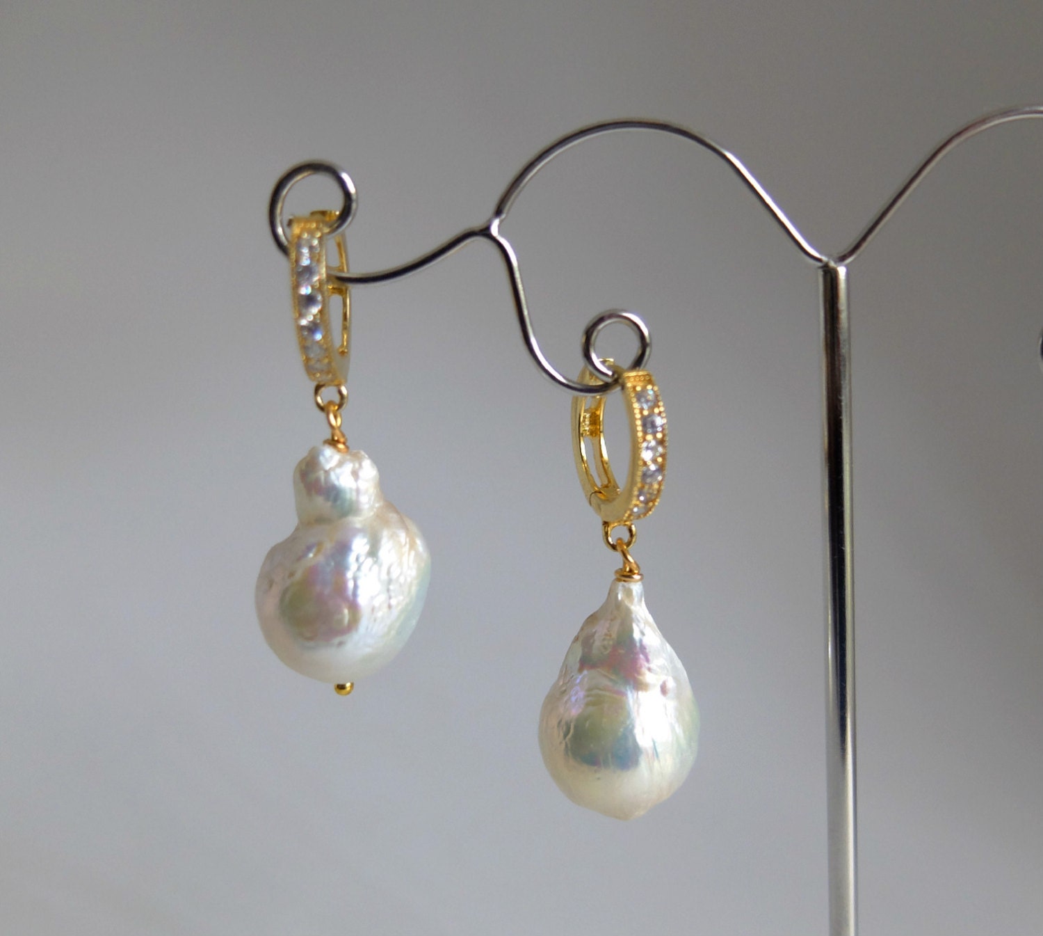 Large BAROQUE PEARL Drop Earrings in gold filled Earwire Round