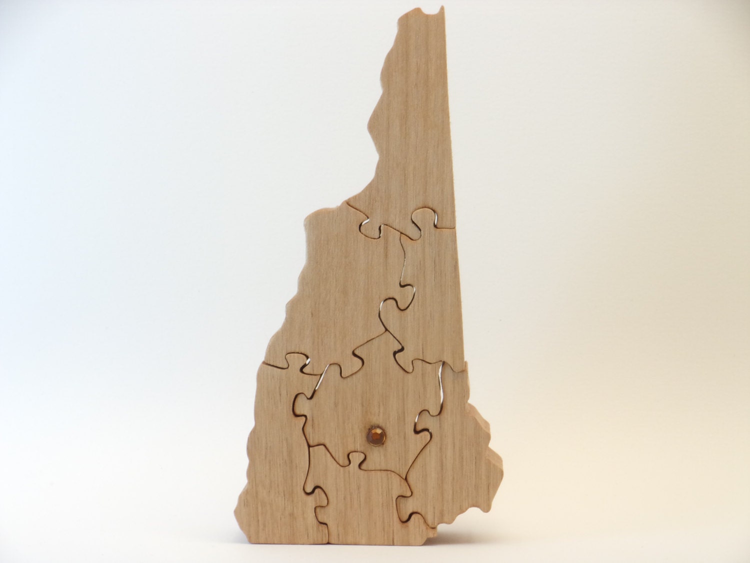 New Hampshire State Jigsaw Puzzle with Crystal Capital City