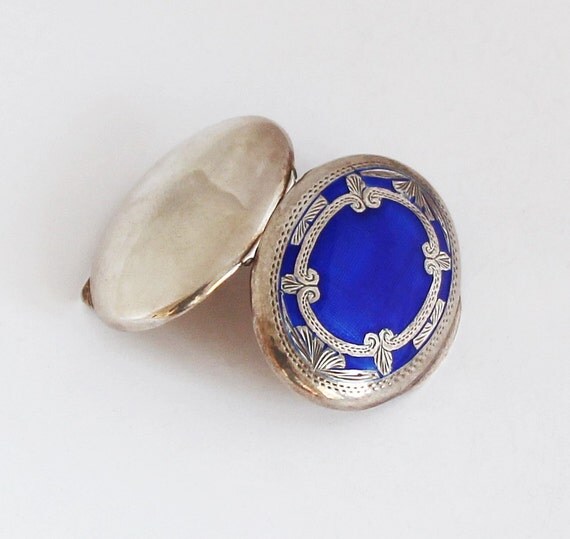 Antique German Solid Silver Pill Box Oval by TheGentlemansBlade