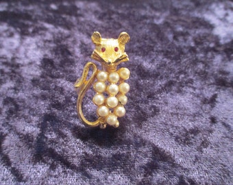 Vintage Mouse Brooch with Faux Pearls