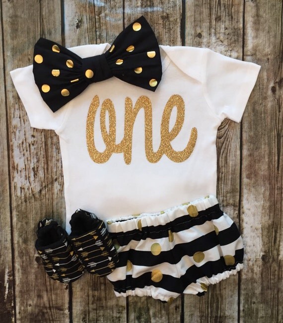 First Birthday Outfit smash Cake Onesie. Sparkle by BellaPiccoli