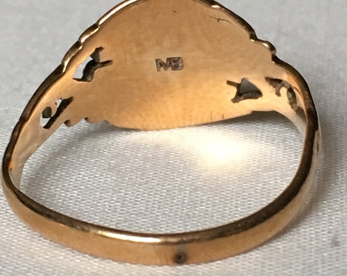 Storewide 25% Off SALE Vintage 14k Rose Gold Art Deco Style Designer Filigree Ring Featuring Old World Scribed Initial Face