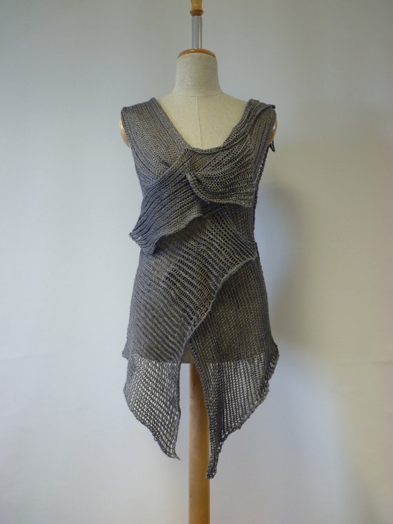 Irregular transparent amazing grey linen top M size. Perfect