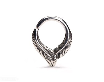 Feather Septum Ring Nose Ring Body Jewelry Sterling Silver Bohemian Fashion Indian Style 14g 16g - SE039R SS